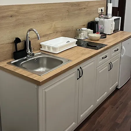 Korona Apartment *
